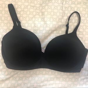 BUNDLE: Victoria’s Secret wireless bra (2)